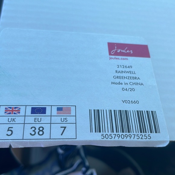 Joules Rainwell green zebra rain boots size 7 fits like an 8 - Picture 5 of 5